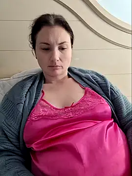 Snapshot of MilfyMrsRobinson chatting on February 11, 10:07 pm MilfyMrsRobinson online show from February 11, 10:07 pm