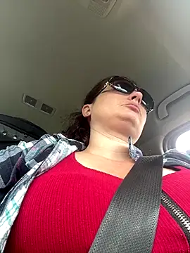 Snapshot of MilfyMrsRobinson chatting on October 27, 4:55 pm MilfyMrsRobinson online show from October 27, 4:55 pm