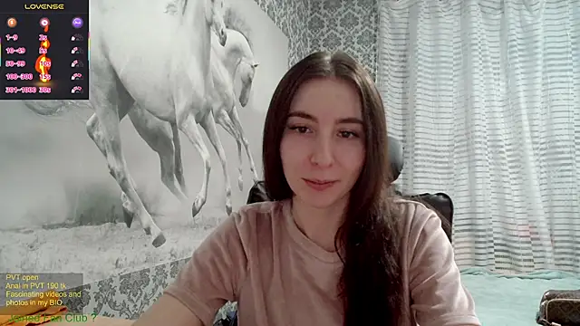 Wowpornoo online show from February 26, 5:07 pm