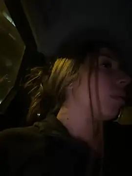 KimArts online show from February 11, 8:20 pm