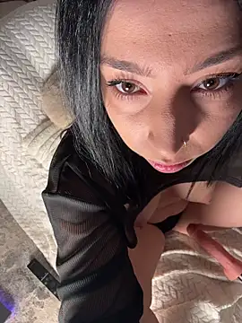 KimArts online show from February 19, 7:54 pm