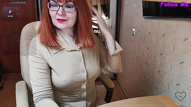 Snapshot of MyLadySkyLuck chatting on October 4, 3:15 am MyLadySkyLuck online show from October 4, 3:15 am