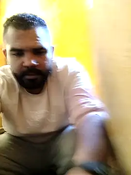 ListedLoin online show from January 4, 1:42 pm