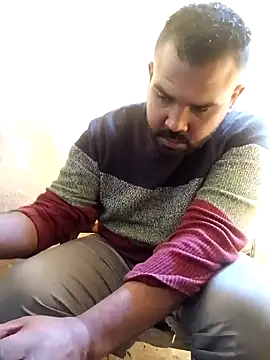 ListedLoin online show from January 7, 7:10 am