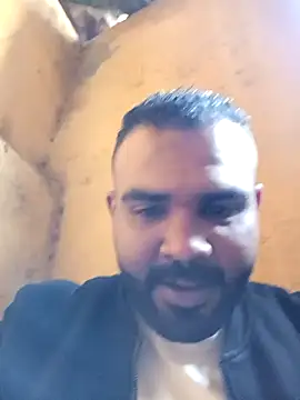 ListedLoin online show from January 10, 1:09 pm