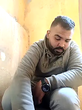 ListedLoin online show from January 26, 8:25 am