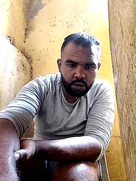 ListedLoin online show from November 30, 8:18 am