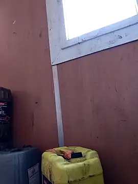 ListedLoin online show from February 28, 9:43 am