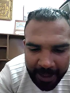 ListedLoin online show from March 26, 10:15 pm