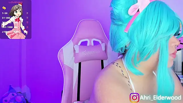 Snapshot of Ahri_Elderwood chatting on December 12, 4:48 am Ahri Elderwood online show from December 12, 4:48 am