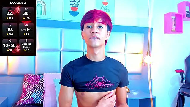 Snapshot of ariel_villa chatting on February 6, 4:25 pm ariel villa online show from February 6, 4:25 pm