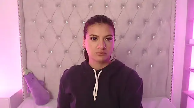 Abril Squirt online show from February 20, 9:11 am