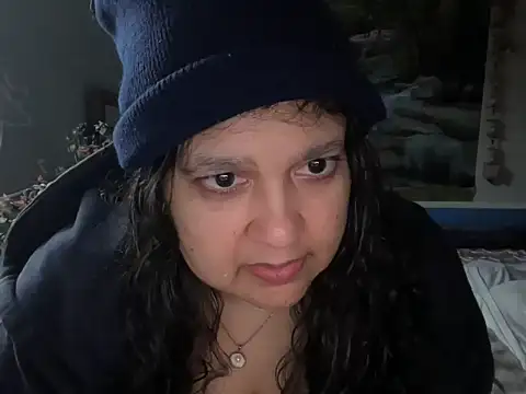 MelanieFawker online show from October 2, 2:02 pm