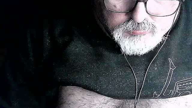 Snapshot of cashot58 chatting on June 23, 10:57 am cashot58 online show from June 23, 10:57 am