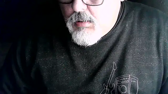 Snapshot of cashot58 chatting on June 24, 10:58 am cashot58 online show from June 24, 10:58 am