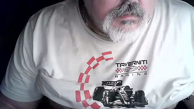 Snapshot of cashot58 chatting on July 20, 5:59 pm cashot58 online show from July 20, 5:59 pm