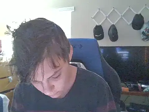 Snapshot of KaliSnow199623 chatting on December 3, 8:17 pm KaliSnow199623 online show from December 3, 8:17 pm