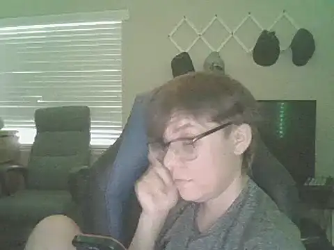 Snapshot of KaliSnow199623 chatting on January 19, 1:10 am KaliSnow199623 online show from January 19, 1:10 am