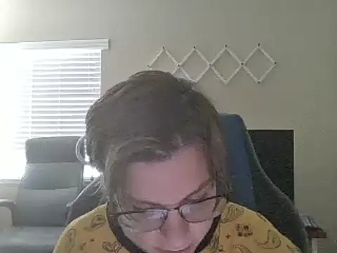 Snapshot of KaliSnow199623 chatting on February 19, 9:58 pm KaliSnow199623 online show from February 19, 9:58 pm