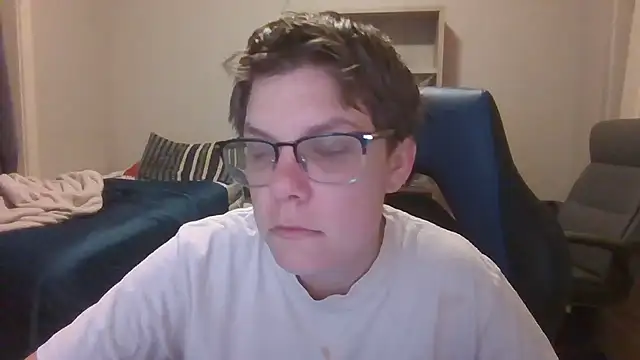 Snapshot of KaliSnow199623 chatting on September 13, 9:42 am KaliSnow199623 online show from September 13, 9:42 am