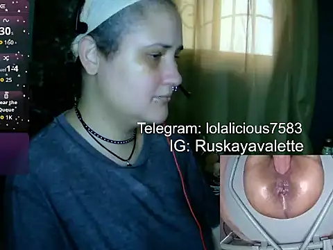 Snapshot of lolalicious_758 chatting on May 27, 6:49 pm lolalicious 758 online show from May 27, 6:49 pm