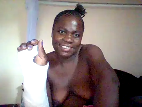 Snapshot of missarpie chatting on February 5, 4:48 am missarpie online show from February 5, 4:48 am