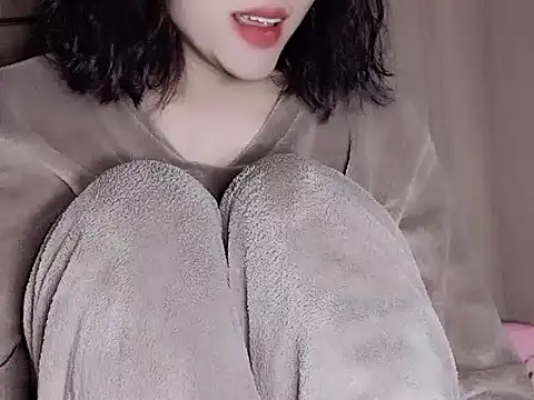 Snapshot of Pink_cream chatting on January 6, 3:29 pm Pink cream online show from January 6, 3:29 pm