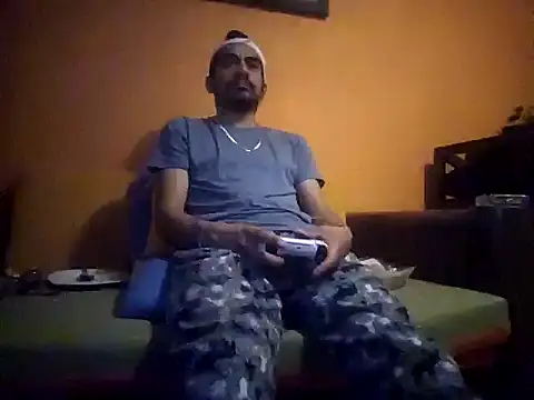 Angel Coronel online show from January 21, 1:39 am