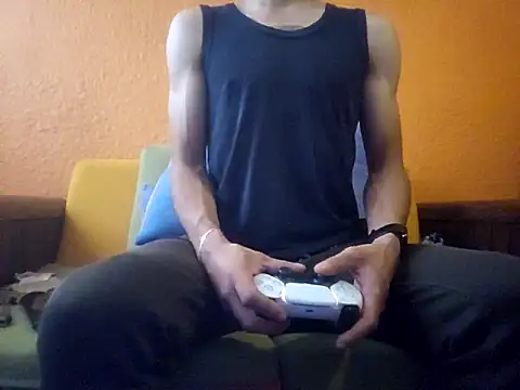 Angel Coronel online show from February 12, 11:41 pm