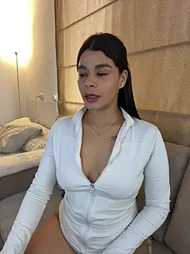 DaryRos online show from July 8, 8:57 pm