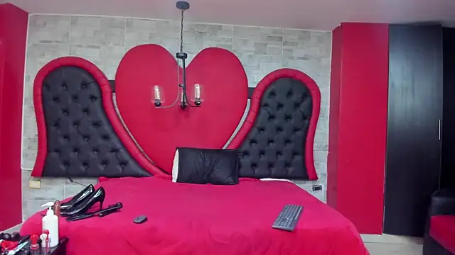 Snapshot of JAYLEN_BDSM chatting on May 5, 11:51 am JAYLEN BDSM online show from May 5, 11:51 am