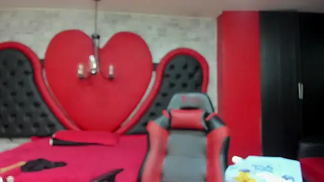 Snapshot of JAYLEN_BDSM chatting on May 19, 12:00 pm JAYLEN BDSM online show from May 19, 12:00 pm