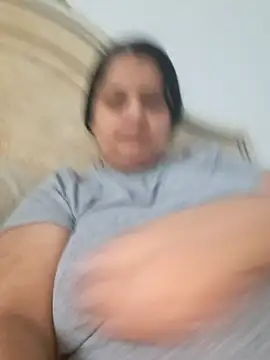 sarahhh1987 online show from April 7, 2:28 pm