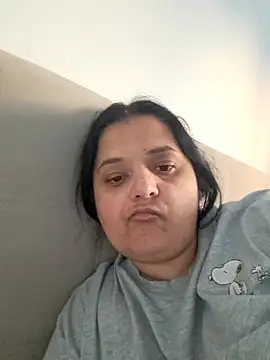 sarahhh1987 online show from April 20, 6:42 pm