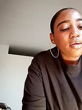 Perlasexyu1 online show from September 19, 1:56 pm