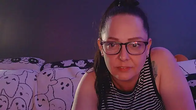 TearYouApart69 online show from April 25, 1:03 pm