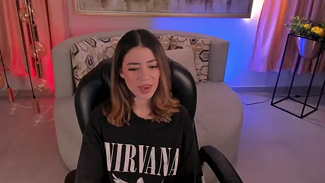 ViolettHansson online show from March 8, 4:34 am