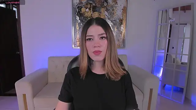 ViolettHansson online show from March 19, 6:12 pm