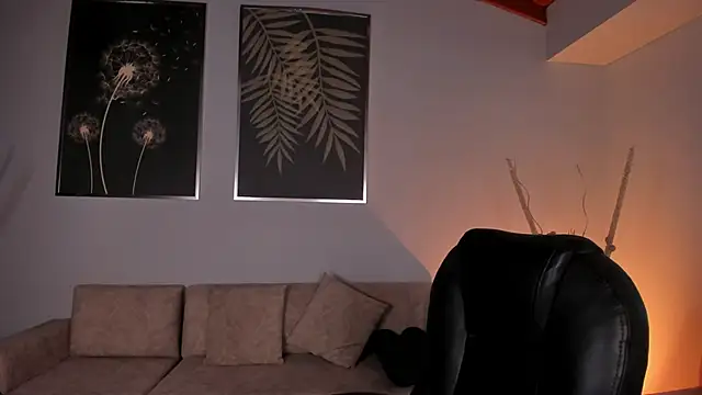 ViolettHansson online show from September 28, 11:48 am