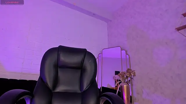 ViolettHansson online show from October 9, 7:23 pm