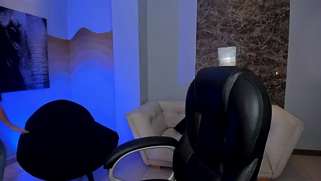 AliceHarper  online show from October 23, 7:12 pm