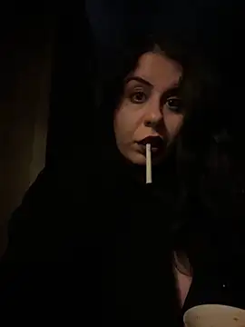 holyeroticss online show from February 28, 2:53 am