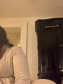 holyeroticss online show from February 1, 3:49 am