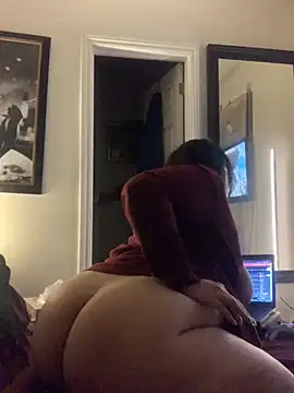 holyeroticss online show from February 23, 3:15 am