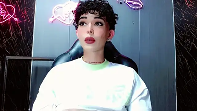 Snapshot of Marian_LV chatting on November 23, 11:26 pm Marian LV online show from November 23, 11:26 pm