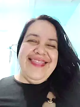 lunanataly online show from February 15, 10:52 pm