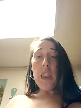 PhatAss Kummmilla online show from March 29, 9:20 am