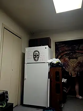 PhatAss Kummmilla online show from April 10, 12:21 pm