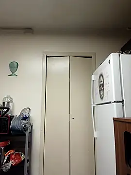 PhatAss Kummmilla online show from April 26, 9:18 am