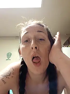 PhatAss Kummmilla online show from April 28, 11:04 am